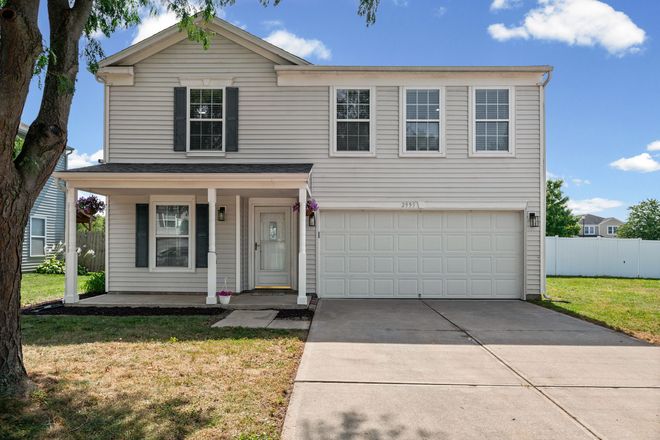 Front view - ✨ Extensively Renovated 4-Bedroom Home – Modern Upgrades & Privacy-Fenced Yard! ✨