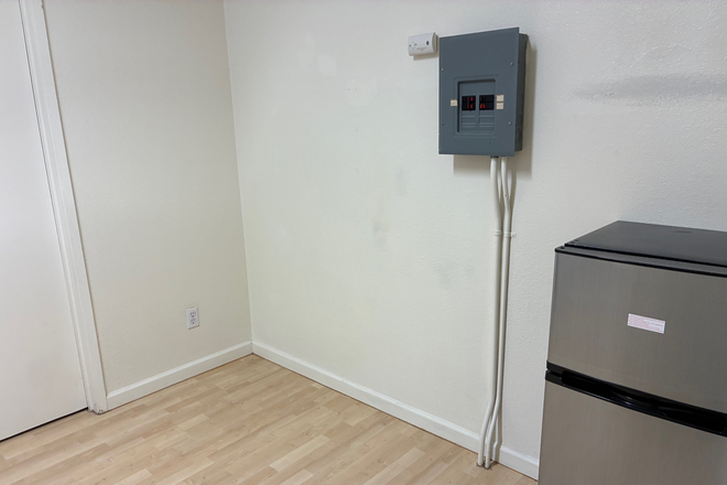Living room - Furnished 2 bedrooms Apartment 1 min walk to west campus