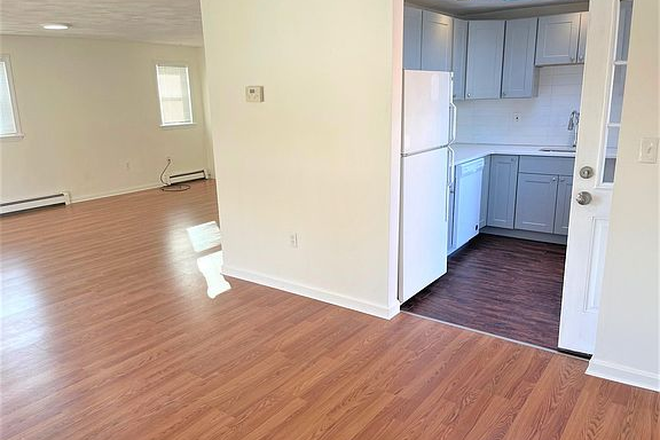 Living Room and Kitchen - Apartment close to campus