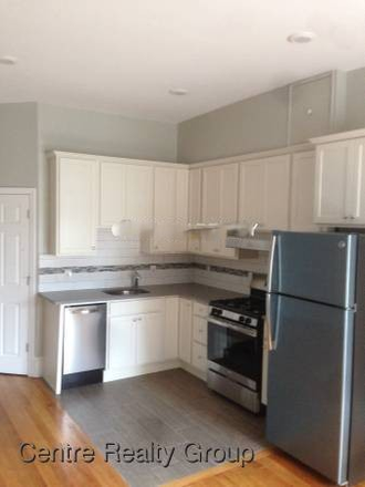 kitchen - Renovated 2 Bed / 1 Bath w/ Laundry in Apartments Unit available 4/1/24!!