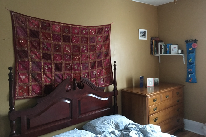 bedroom - furnished room in cosy shared house at Yonge & Eglinton