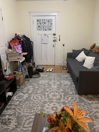 Call NOW for showings! 617-236-8600 - EGMONT ST - GORGEOUS 4BR/1BA IN BROOKLINE NEAR BU CAMPUS FOR *9/1/2026* W/ H&HW INC, LNDRY IN BLDNG! Apartments