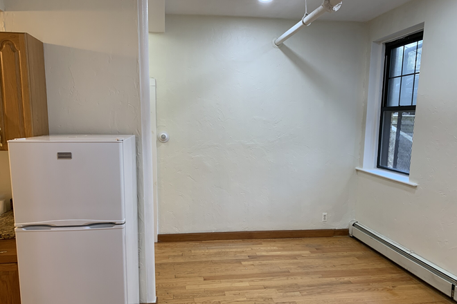 Call NOW for showings! 617-236-8550 - HEMENWAY ST - *NO FEE* TRUE 2BR W/ LIVNG RM, H&HW INC, LNDRY IN BLDNG, DW IN SYMPHONY FOR *9/1/2026* Apartments