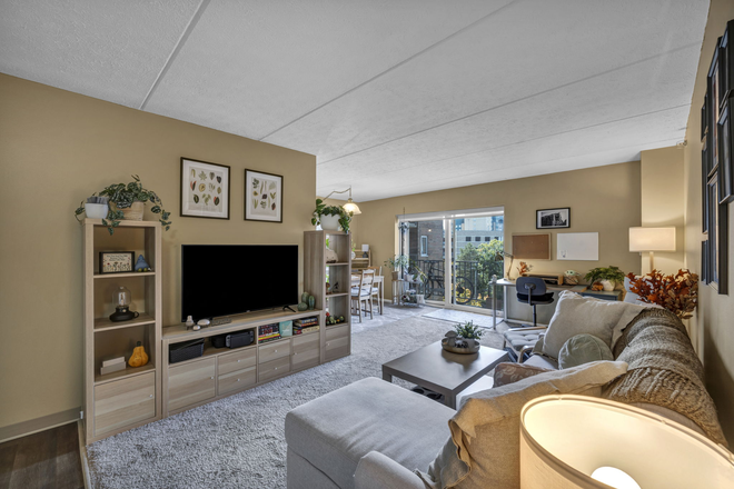 Living Room - The Triangle Towers - CWRU Graduate Student Housing Apartments