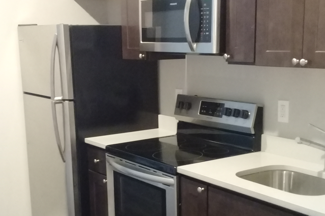 Kitchen - Temple Villas- 1708 Bouvier St, Unit A Apartments