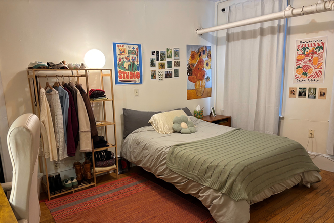 Bedroom - Cozy Bedroom in Fenway