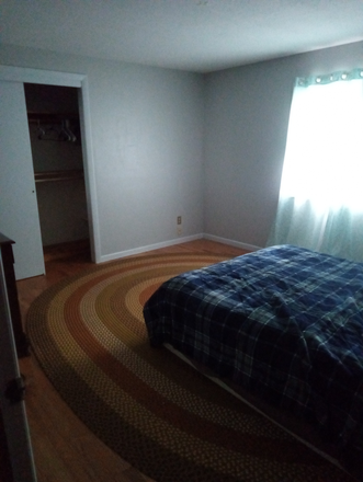bedroom - $600 for one room everything included House
