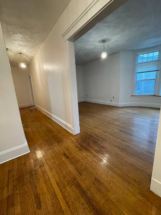 Hallway - Beautiful Large Beacon St Apt, C & D Lines, NO Broker Fee, avl Now or January