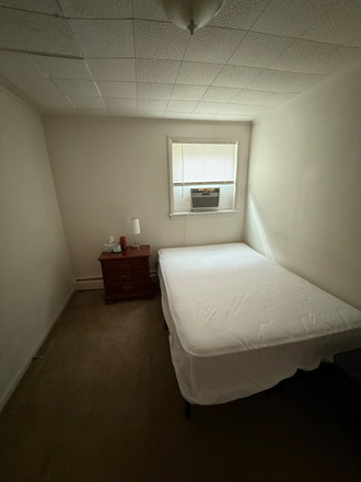 Bedroom - CMG