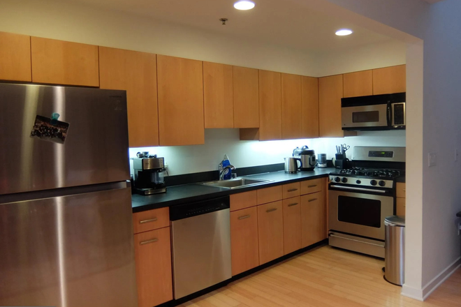 Kitchen - Furnished 1BR thome for PU faculty/staff only-Moore St-Princeton