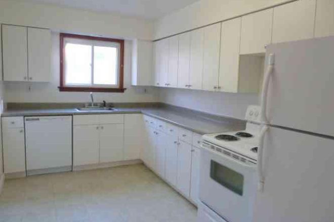 Kitchen - 1BR apt-Pierson Place-Hopewell