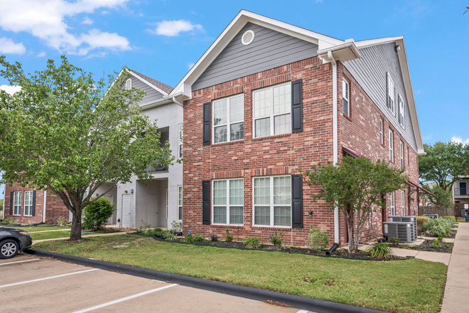 Exterior - Perfect for Friends! 2 Rooms Available in Fox Run 3x3 – Aggie Parent Owned