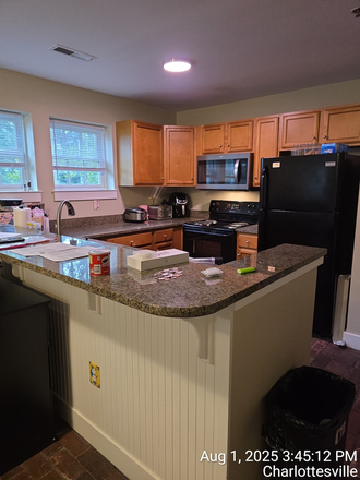 Kitchen - "The Bridge" - 1704 Gordon Ave - Apt 102