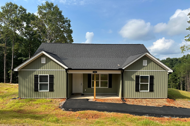 Slab home exterior - 4 Bed 4 Bath College Student Rentals House