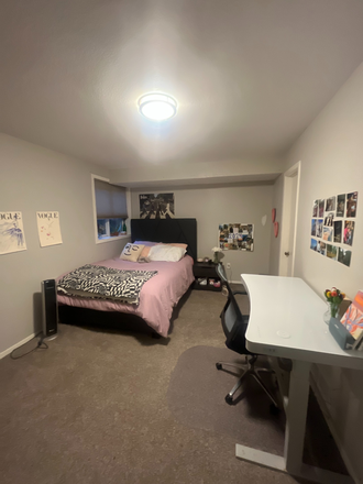 Bedroom - fully furnished - Gold Run Condominium Single Room Available For Spring Semester