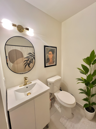 Guest Bathroom - Private room in a charming Wynwood house