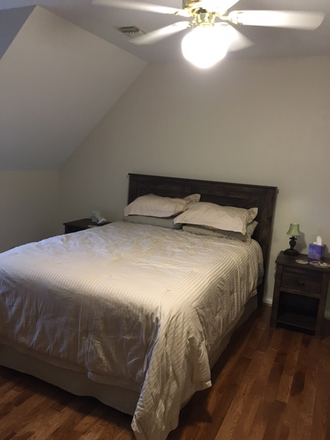 Bedroom - 0ne bedroom, bath and shared exercise room for rent