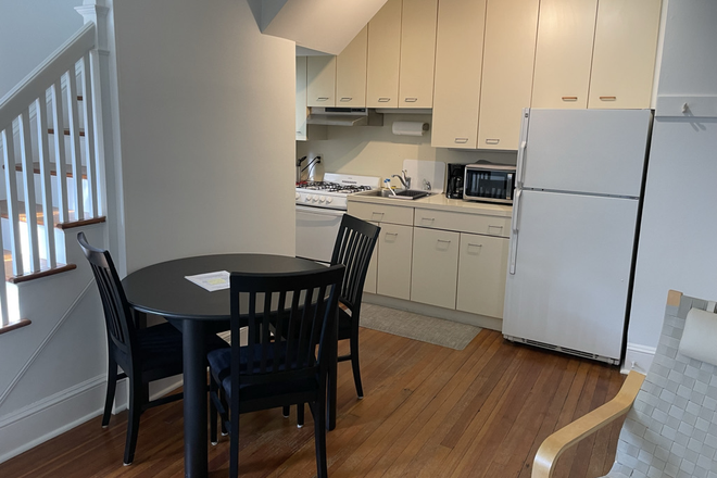Kitchen/Dining area - Summer sublet:Furnished 1BR apt-Park Place-Princeton