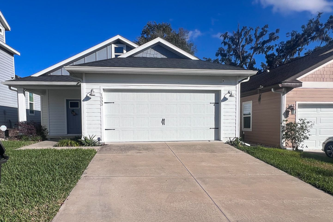  - 3BR/2BA House in South Pointe - available now!