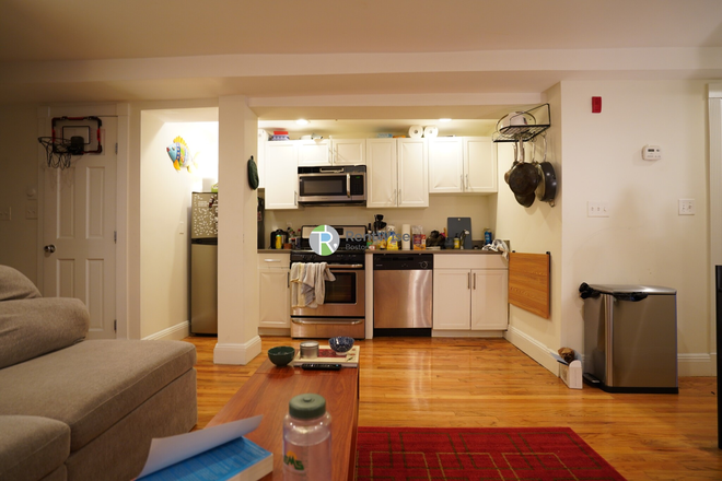 1 - SEPT 2026 – Modern Allston 2BR Duplex | 1.5 Baths | Elevator Building | No Fee Apartments