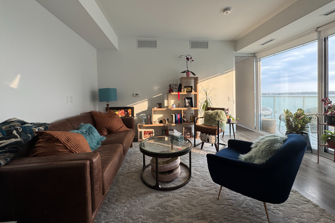 Living room - Downtown Toronto Lakeview 2BR/1BA Apartment
