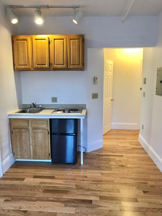 STUDIO - CHECK THIS OUT! UNFURNISHED BROOKLINE STUDIO AT 1077 BEACON STREET AVAILABLE SEPTEMBER 1, 2026 Apartments