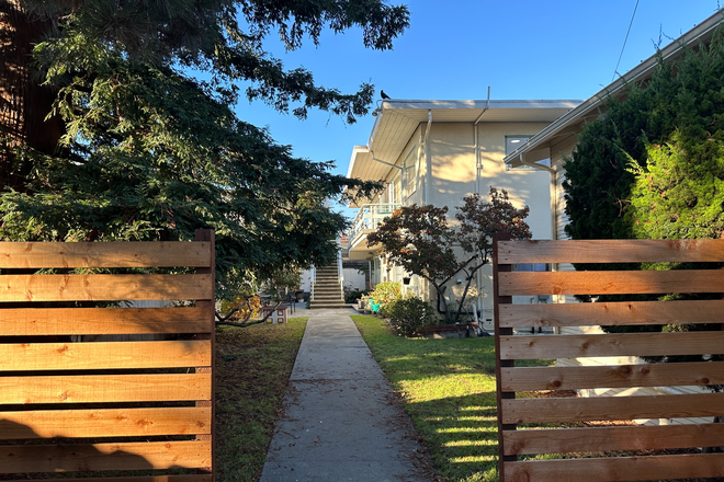 1615 Carleton Street - 1615 Carleton,  Furnished, spacious, sunny 2BD/1BA, wood floors in-unit laundry, garden sit