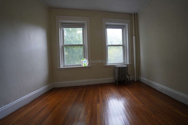 1 - SEPT 2026〡Huge Fenway 1 bed〡H/HW inc.〡Easy D-Line〡Cats OK〡No Fee! Apartments