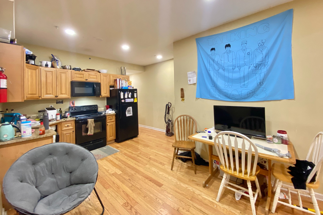 Kitchen - 1409 Jefferson St, Townhome Unit A