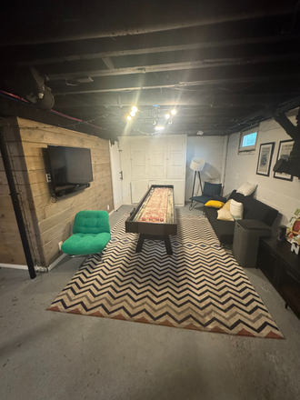 Basement - Irish House - Close to Campus & Trader Joes