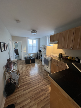 . - Awesome 2 Bed / 1 Bath w/ HEAT&HOT WATER INCLUDED! Avail. 9/1/26!! Apartments