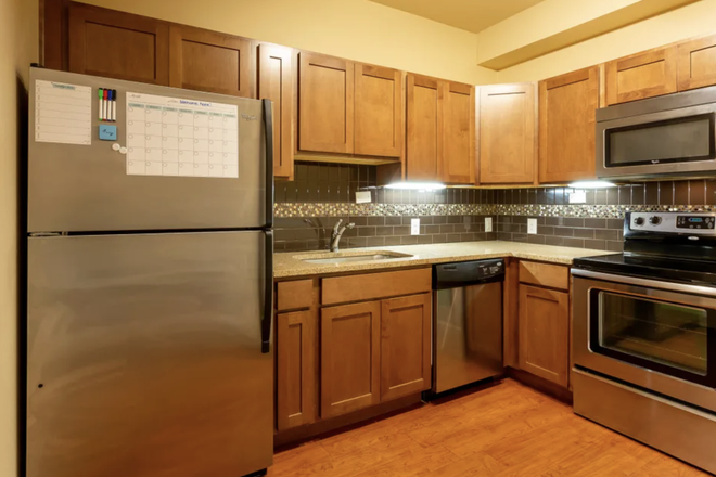 Kitchen - Lofts on College