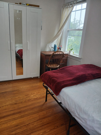 Bedroom - Room close to campus