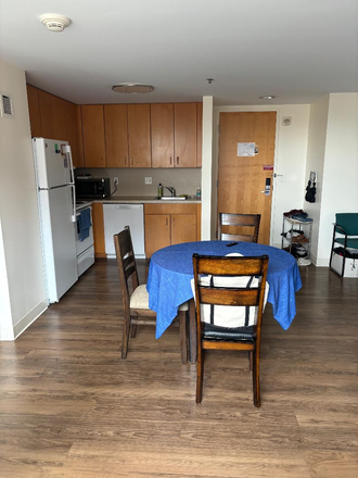 Kitchen fully equiped and entrance - One Western Ave - 1 bedroom apartment - middle of beautiful HBS campus