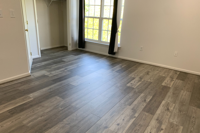 Master Bedroom - Clarksburg Room for Rent