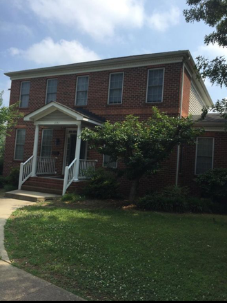 Exterior - Big beautiful 5bd/3 bth house for rent