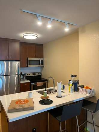 Kitchen - Addison Arts Apartment