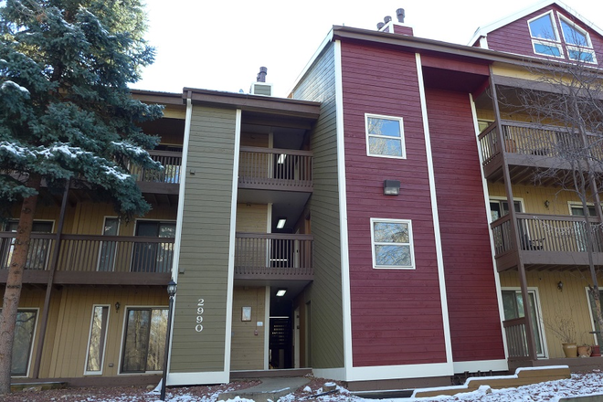 1 - AUGUST PRELEASING: 2990 Shadow Creek Dr. #M207