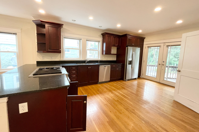 Kitchen - Room for Rent | Stunning Renovated 5-Bed, 2-Bath with Central A/C & In-Unit Laundry