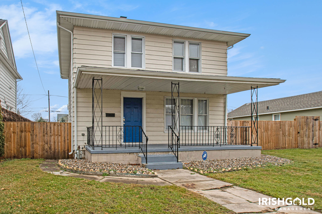 Front home - 614 North Saint Peter Street House