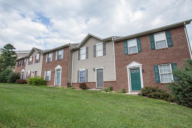 exterior - Devon Lane Townhomes
