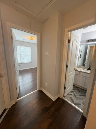 Bedroom and bathroom - Private Room & Bathroom for Rent House