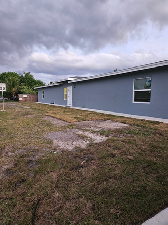 Front view - Brand New Home in East Boca