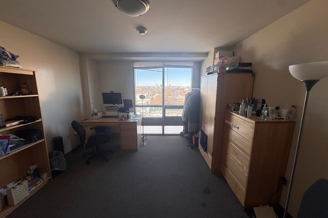 Room - Sidney-Pacific room #942A | 2-bedroom suite