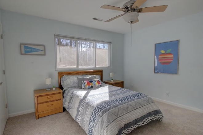 Bedroom - Ram’s Horn Apartments