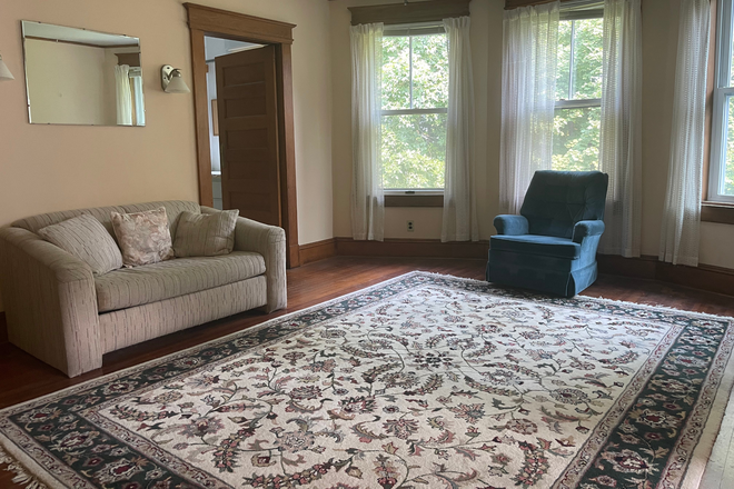 2nd floor - 3-4 Bedroom Apartment