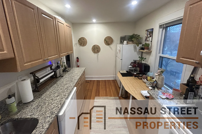 Kitchen Angle 1 - 1BR Apt - Spruce St-Princeton