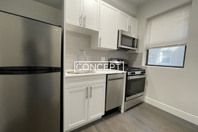 Park Dr - 3 beds - [No broker fee][JUNE 1st] 3 beds /1 bath in Fenway [Renovated]