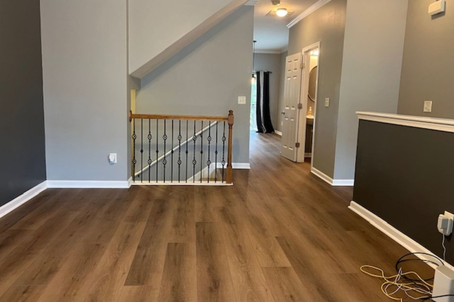 Living room - West Midtown Stylish Townhouse 3 Bedroom 3.5 (Upper Westside)