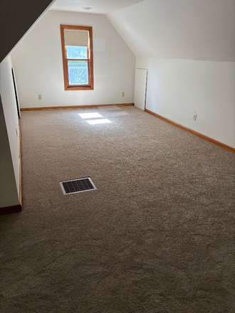 Living room West - Second floor apartment in owner occupied 2 family house